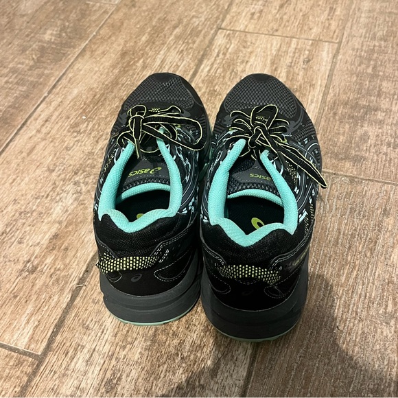 ASICS Gel-Venture 6 running shoes in size 7.5 - Picture 3 of 6